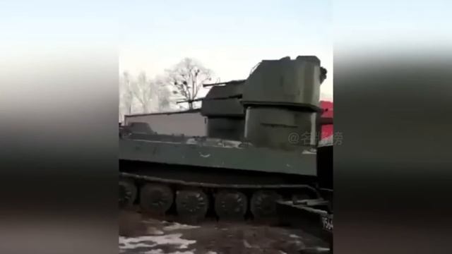 彈盡糧絕？俄軍將80年前老艦炮搬上裝甲車，這種縫合怪的實力如何？MTLB艦炮版