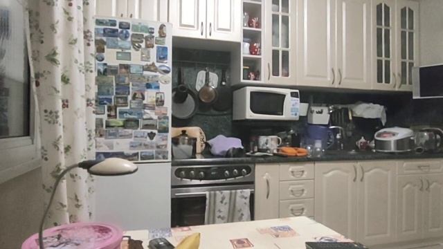 Готовлю ужин и на работу взять что-нибудь.