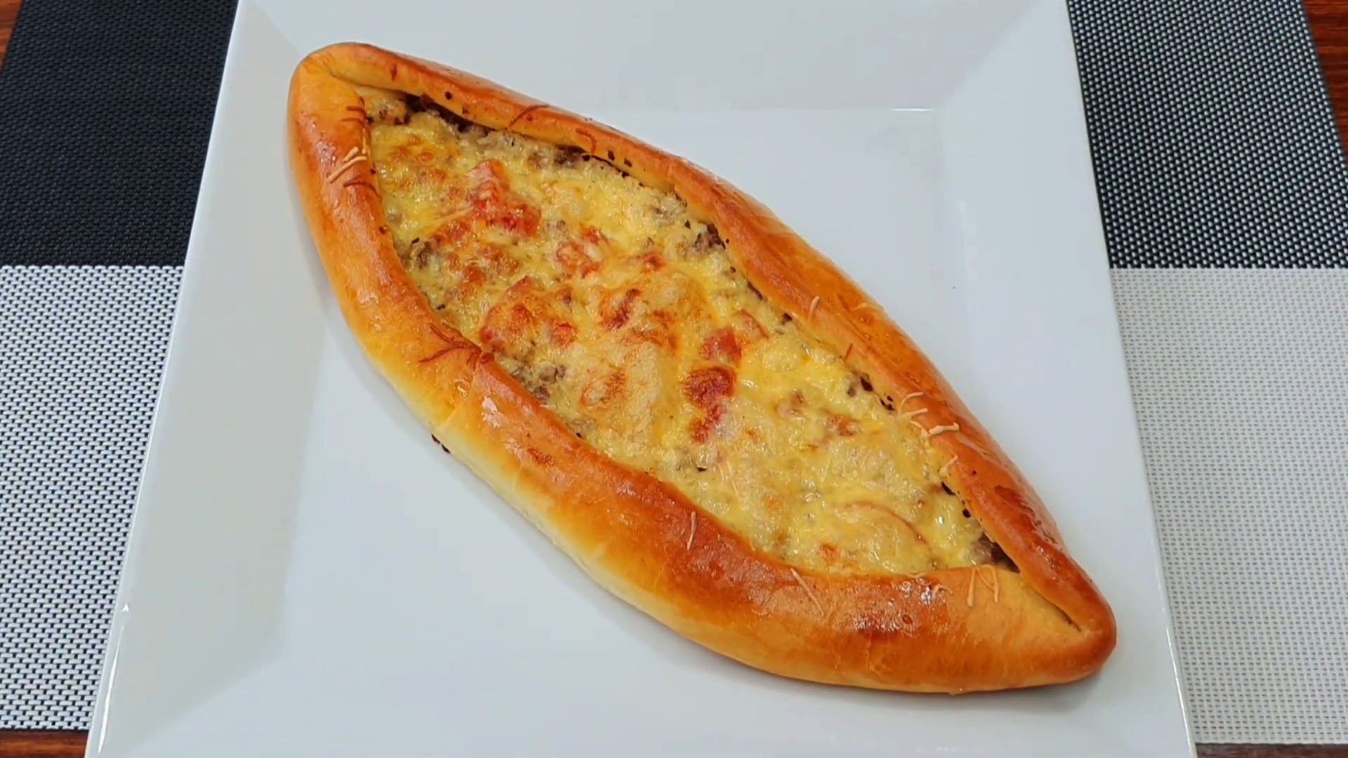 ПИРОГ НЕРЕАЛЬНО ВКУСНЫЙ ! ПЕРЕМЕШАЙТЕ ФАРШ С ЛУКОМ!