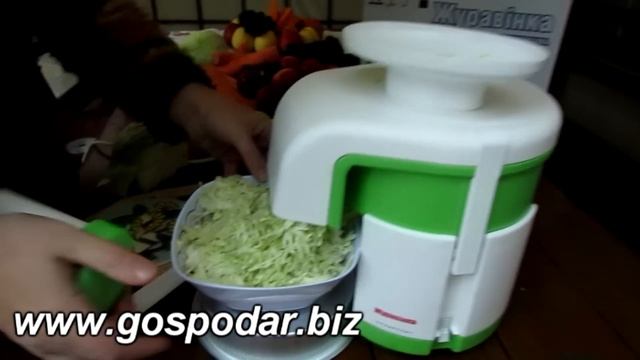 Шинкование капусты, нарезание свеклы смотреть онлайн