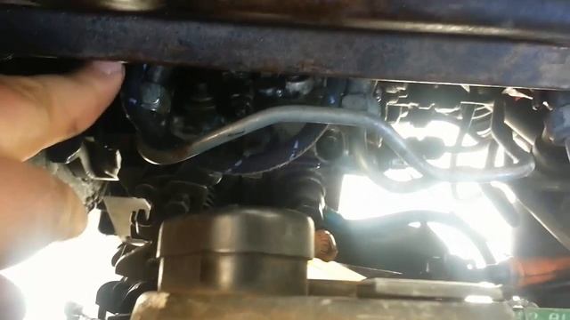 Adventures in a VW T4: Solving fuel line problems смотреть онлайн