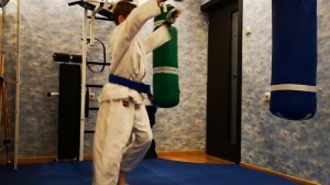 Уширо маваши вертушка удар с разворота Ushiro mawashi geri. Школа Чемпионов SATORY Москва