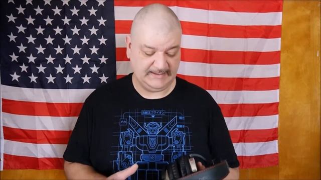 One Odio DJ Headphones смотреть онлайн