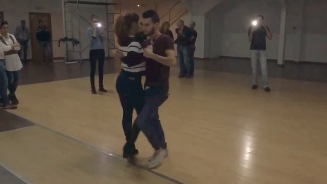 Kizomba Bernardo e Rita- MASTER CLASS смотреть онлайн