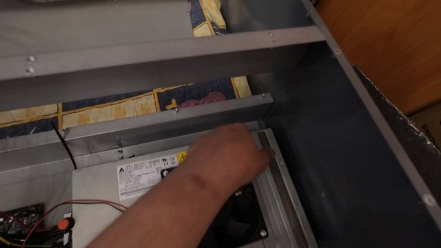 Собираю Cold Case закрытый корпус на 12 карт смотреть онлайн