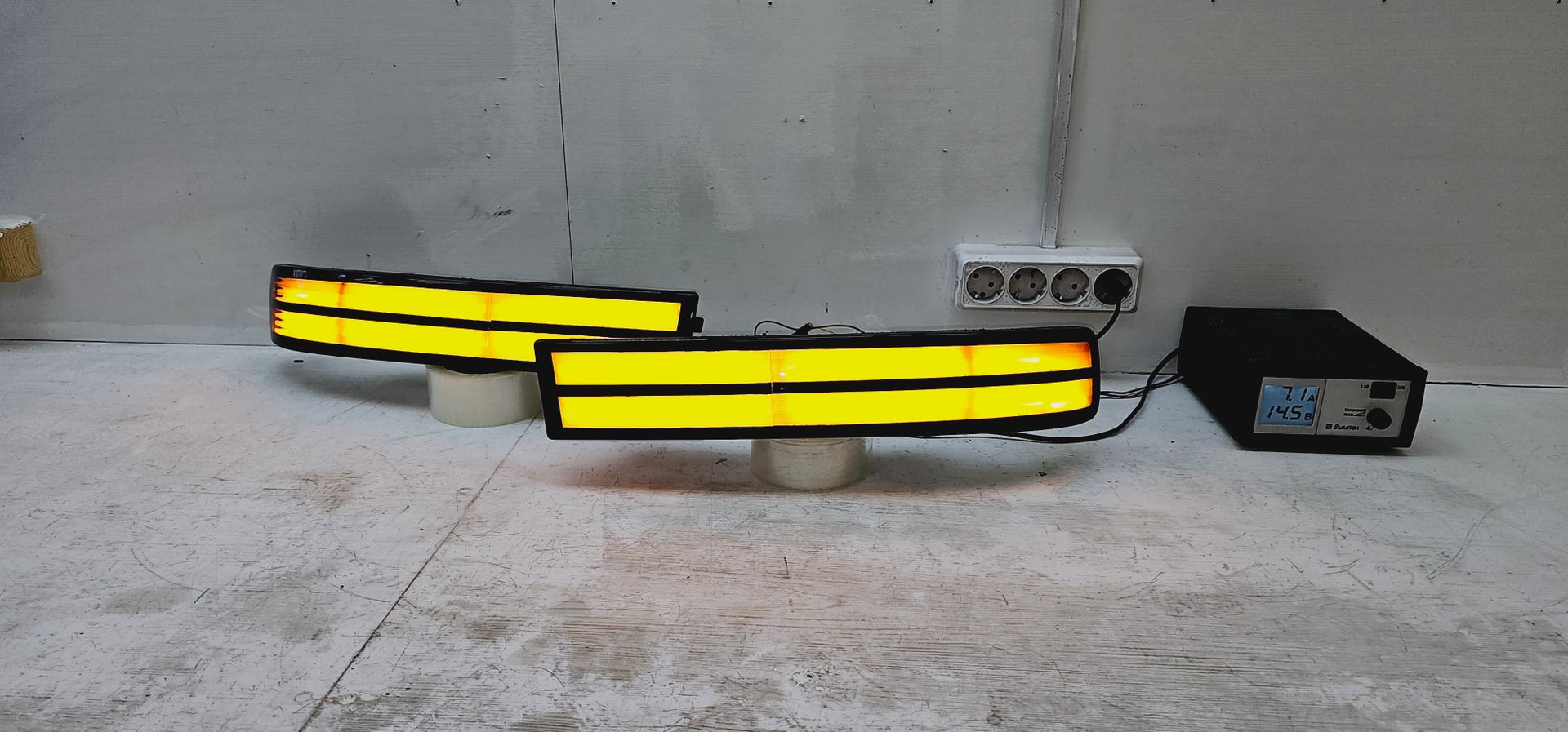 Chevrolet Express тюнинг подфарники от ledstudio