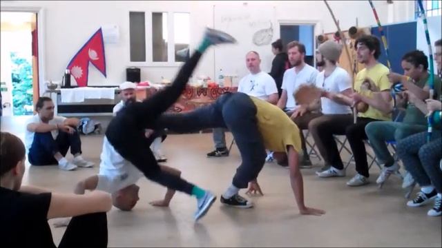 Vlog 7. Tricks & Magic in Capoeira смотреть онлайн