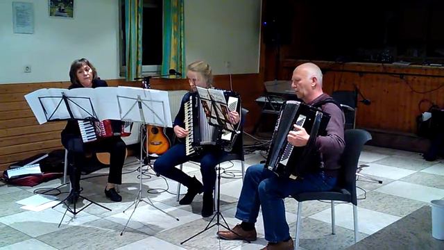 Akkordeon Trio. Marusja смотреть онлайн