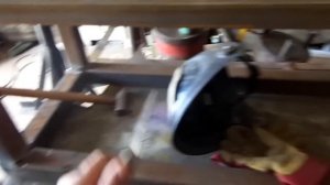 Как самому сделать слесарный стол, верстак.