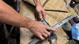 Ремонт стеклоподъёмника передней двери