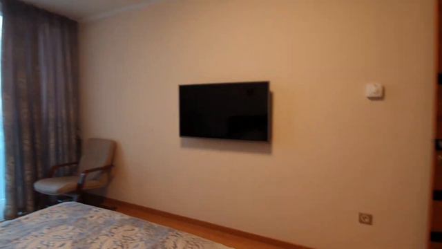 Квартира на первой береговой линии с видом на море в элитном ЖК Золотая бухта, 57 кв. смотреть онлайн