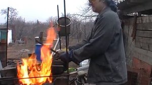 Переработка алюминия дома. Плавка алюминия на дровах