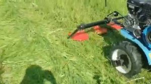 Трех-роторная косилка Восход в действии