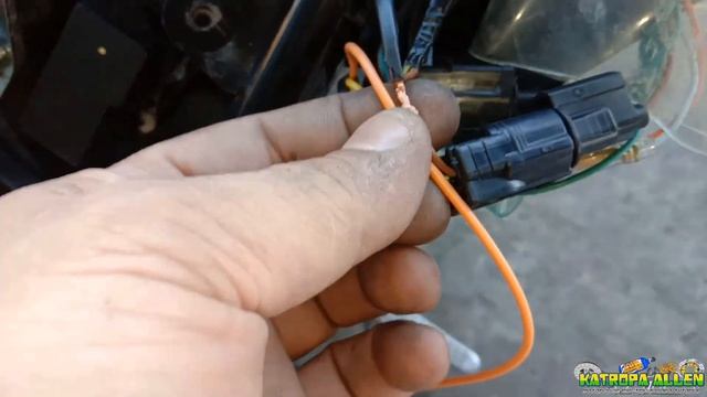 HONDA CBR 150R | TWO WAY ALARM INSTALLATION | EASY TUTORIAL смотреть онлайн
