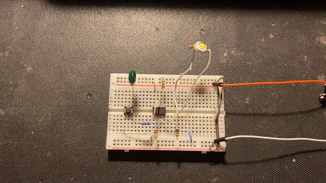 Tap on off switch button NE 555 Timer смотреть онлайн