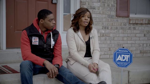 ADT Fire Detection Saves Taylor Family Home in Florissant, MO смотреть онлайн