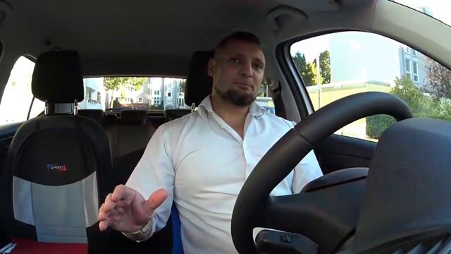 особенности Экшн -Камеры SONY HDR-AS 50 . Нет звука при воспроизведении видео .