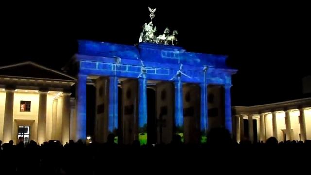 Бранденбургские ворота. Лазерное шоу 6 смотреть онлайн