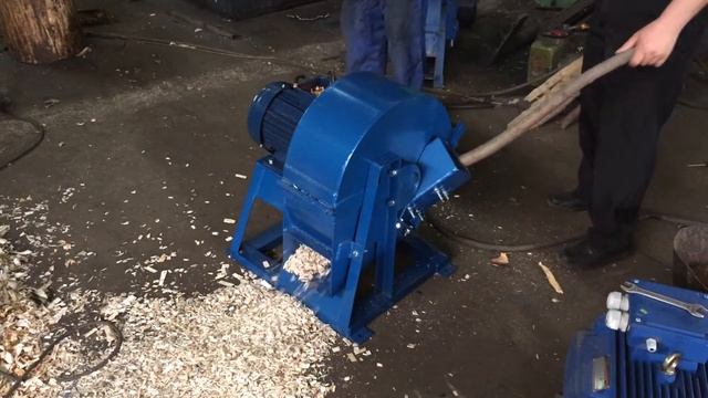 Щепорез Вх350 "Дровосек" для измельчения небольших отходов смотреть онлайн