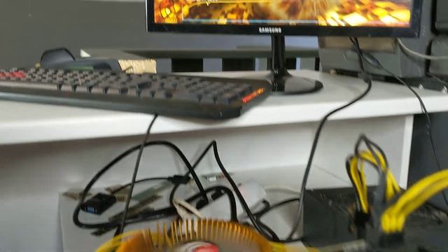 Видеокарта GIGABYTE RX580 8G 2048SP смотреть онлайн