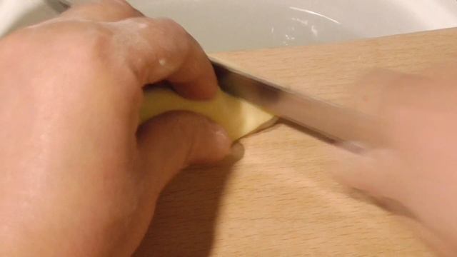 Галушки украинские с салом / Галушки українські з салом/ Украинская кухня/ Вторые блюда. смотреть онлайн