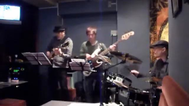 You'd Be So Nice To Come Home To ／ LALALA смотреть онлайн