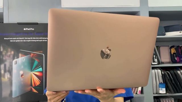 Clip thực tế : 03 màu sắc rực rỡ của Apple MacBook Air M1 tại NMS - Apple Authorised Reseller. смотреть онлайн