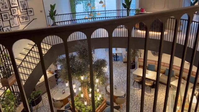 Who knew #Kuwait could look this beautiful |#orbitstephanie as your U.S. Army Veteran Tour Guide смотреть онлайн