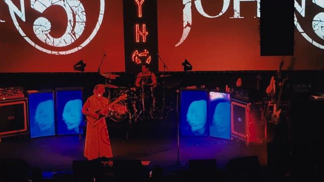 Intense Sound: John 5's 'Crank It / Living With Ghosts' смотреть онлайн