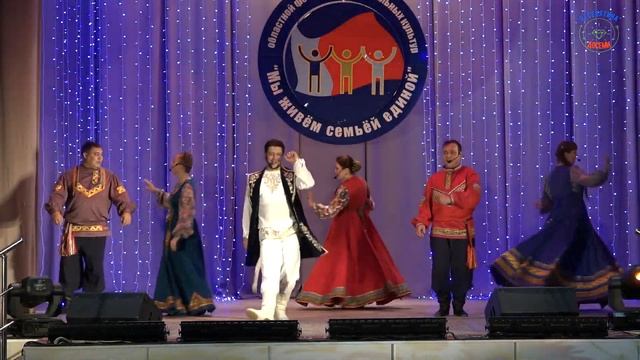 "Что ж ты жинка губы жмёшь"... 18-09-28н смотреть онлайн