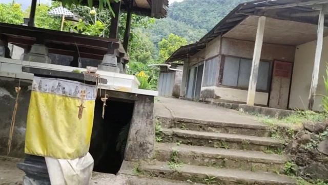 Pondan The Explorer : Lockdown Trip Heboh Mandi Tanpa Busana di Git-git Waterfall, Bali! смотреть онлайн