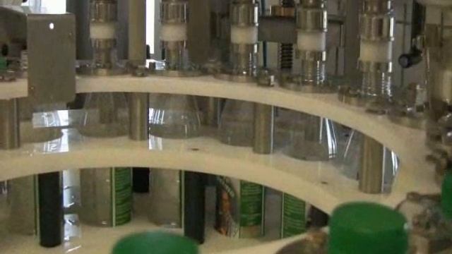 оборудование для розлива напитков и других жидкостей