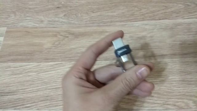 Флешка USB оригинал Sandisk Dual с выходом OTG на 64 Gb смотреть онлайн