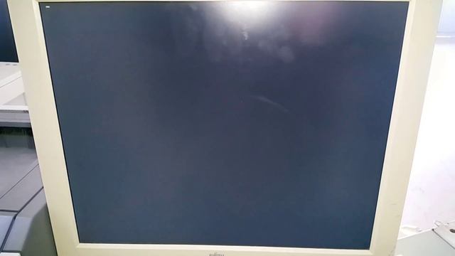 Installing a Modern Windows on a 20 Year Old Intel Pentium 4 Desktop 2019 смотреть онлайн