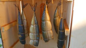 ВНИМАНИЕ❗ РЫБА ХОЛОДНОГО КОПЧЕНИЯ. Как ВКУСНО Коптить РЫБУ СКУМБРИЯ. ENG SUB.