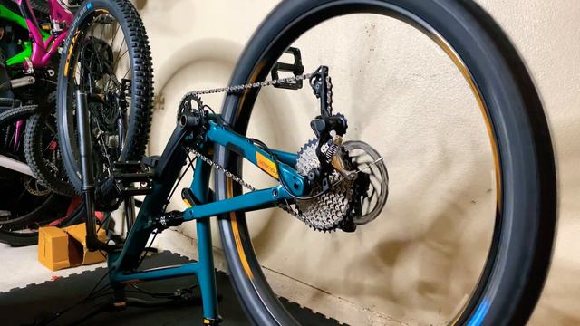 Polygon Siskiu T7 Unboxing and Test Ride Video смотреть онлайн