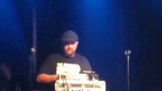 Left Fest @ Mezzanine - Exile on the Drum Machine (3) смотреть онлайн