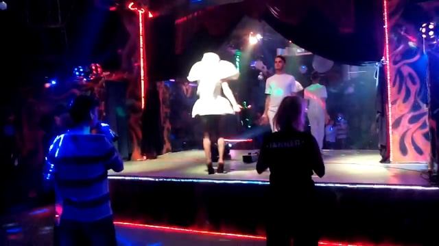 BAD ROMANCE - LADY SASHA (Двойник Леди Гаги) г.Тольятти 28.03.2015 смотреть онлайн