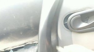 Снятие обшивки передней двери Рено сценик-2