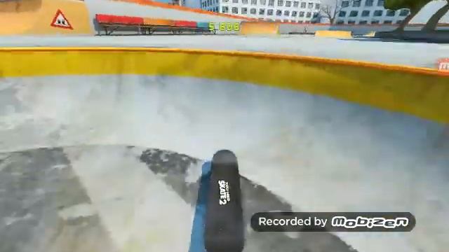 Попытки трюков в "Touchgrind Skate 2" смотреть онлайн