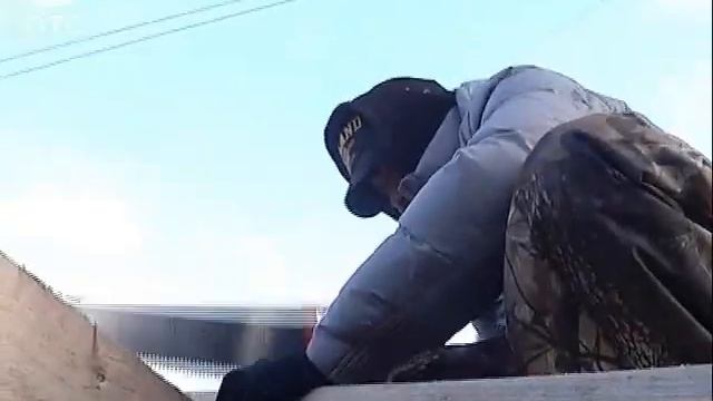 Только десятой части жилых многоэтажек повезет попасть в городскую программу ремонта кровли смотреть онлайн