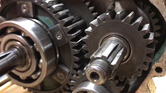 КАК РАБОТАЕТ РЕДУКТОР ОТ МОТОРОЛЛЕРА МУРАВЕЙ