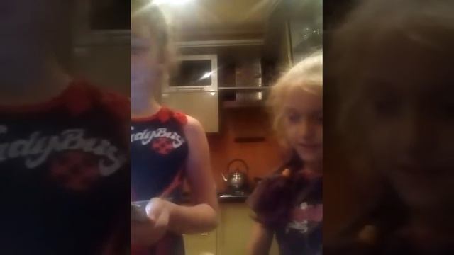 Маруся против Ассистента .Кто соберёт нормальную семью? смотреть онлайн