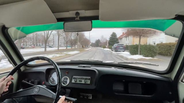 Trabant 601 winter start, drive смотреть онлайн