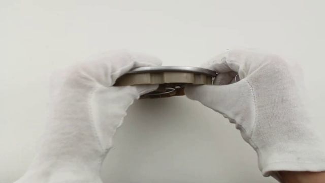 Колпак на литой диск Audi серый смотреть онлайн