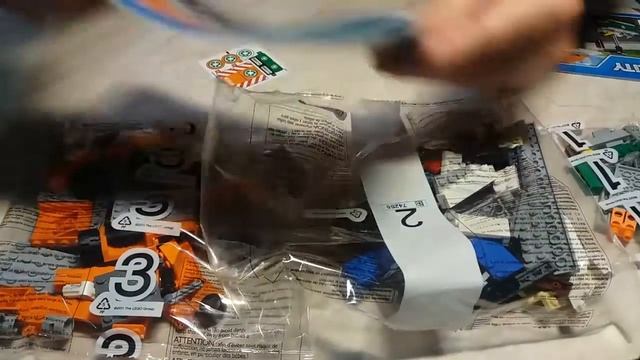 #Лего сити 2016 . Мусоровоз. Распаковка и обзор. #Lego City Garbage Truck смотреть онлайн