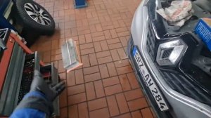 Renault Captur замена топливного фильтра, техническое обслуживание.