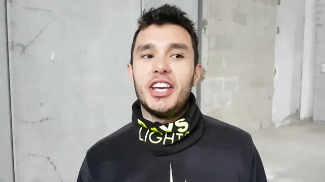 anche Nick Davemport segue Il Bar del Baseball смотреть онлайн