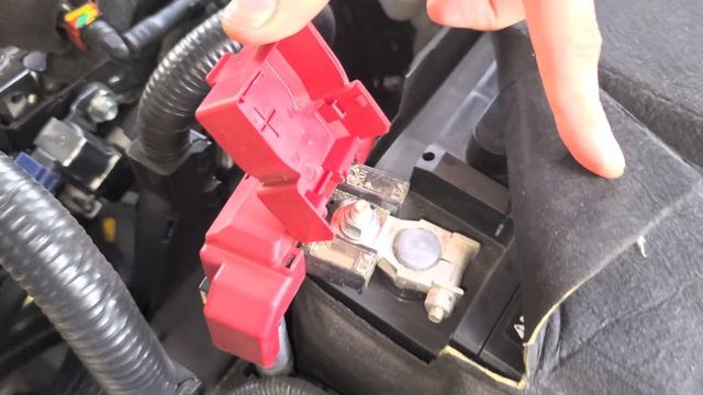 2021 Nissan Altima Fuse Box Access смотреть онлайн