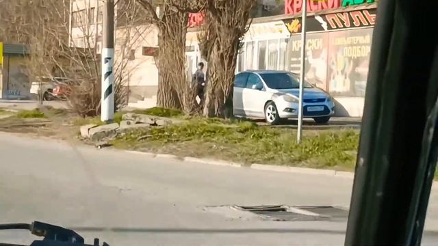 Таганрог. ? Не поняли как оказались на "Русском поле". А там, приехал цирк! смотреть онлайн